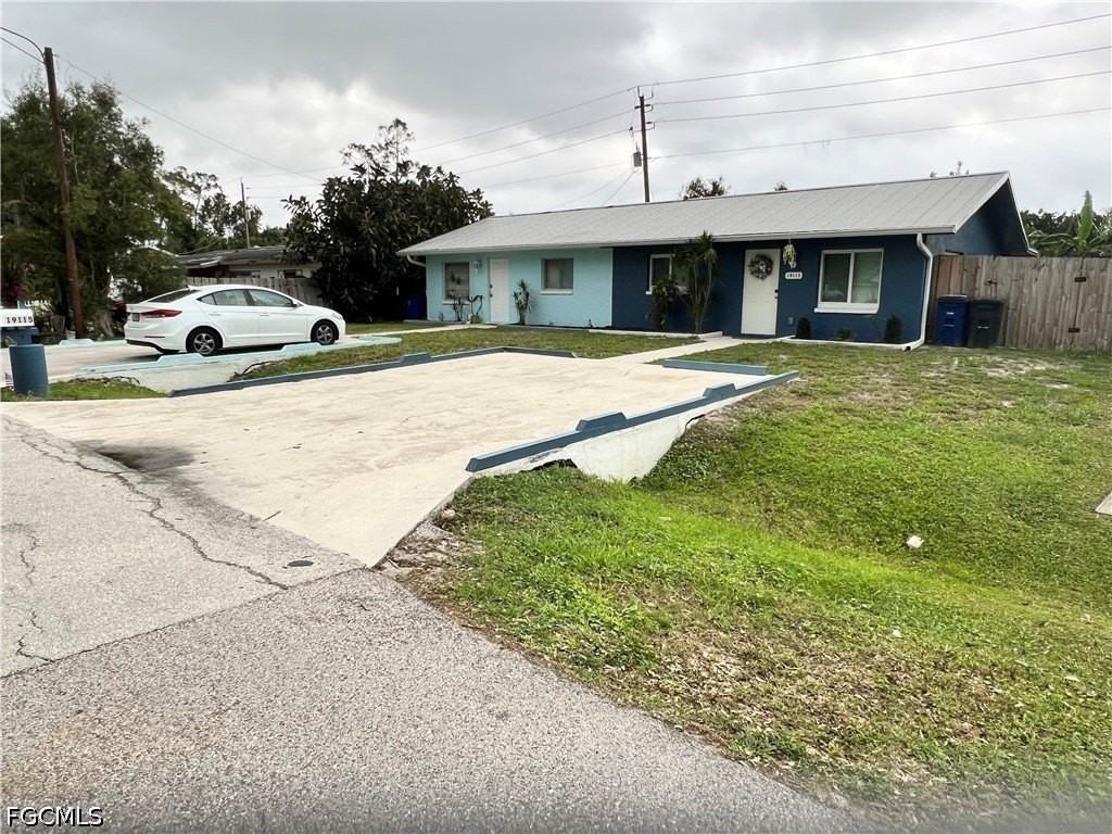 19113/115 Holly Road - Photo 3 of 23