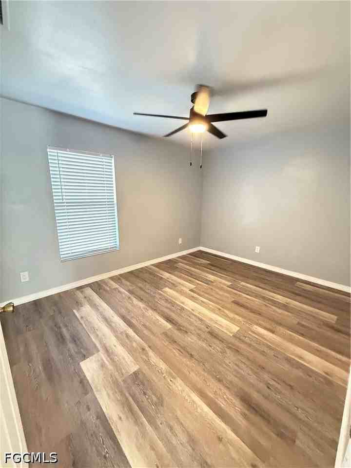 107 Harold Ave S - Photo 6 of 9