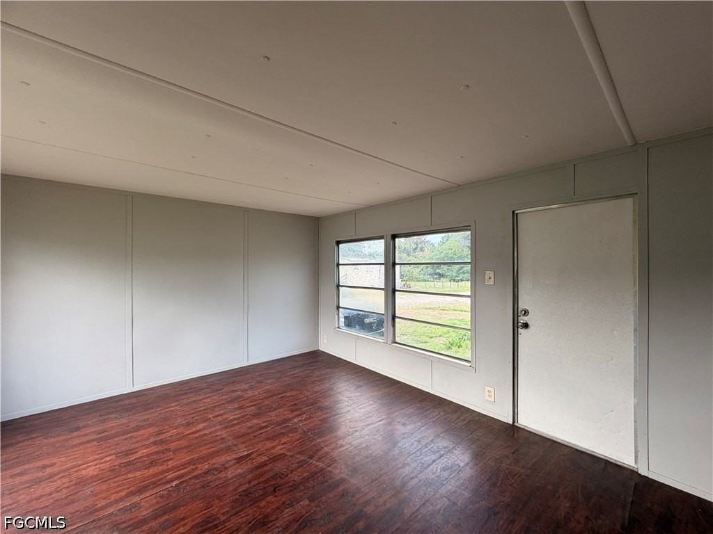 7838 Ebson Dr Unit 1 - Photo 3 of 8