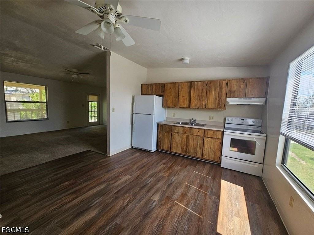 626 Se 13th Ct #3 - Photo 6 of 13