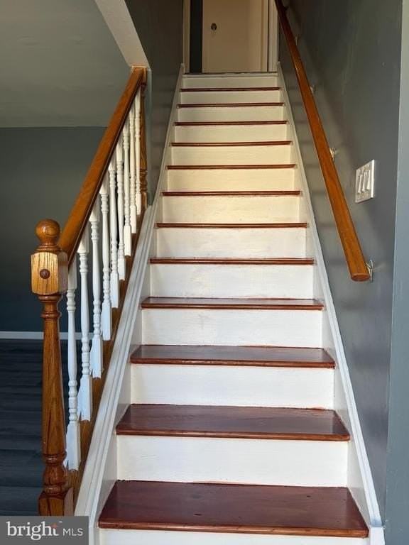 2703 Mimosa Ct - Photo 4 of 16