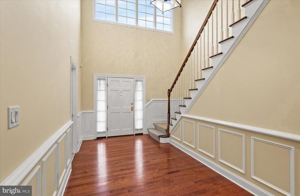 12 Windermere Way - Photo 3 of 40