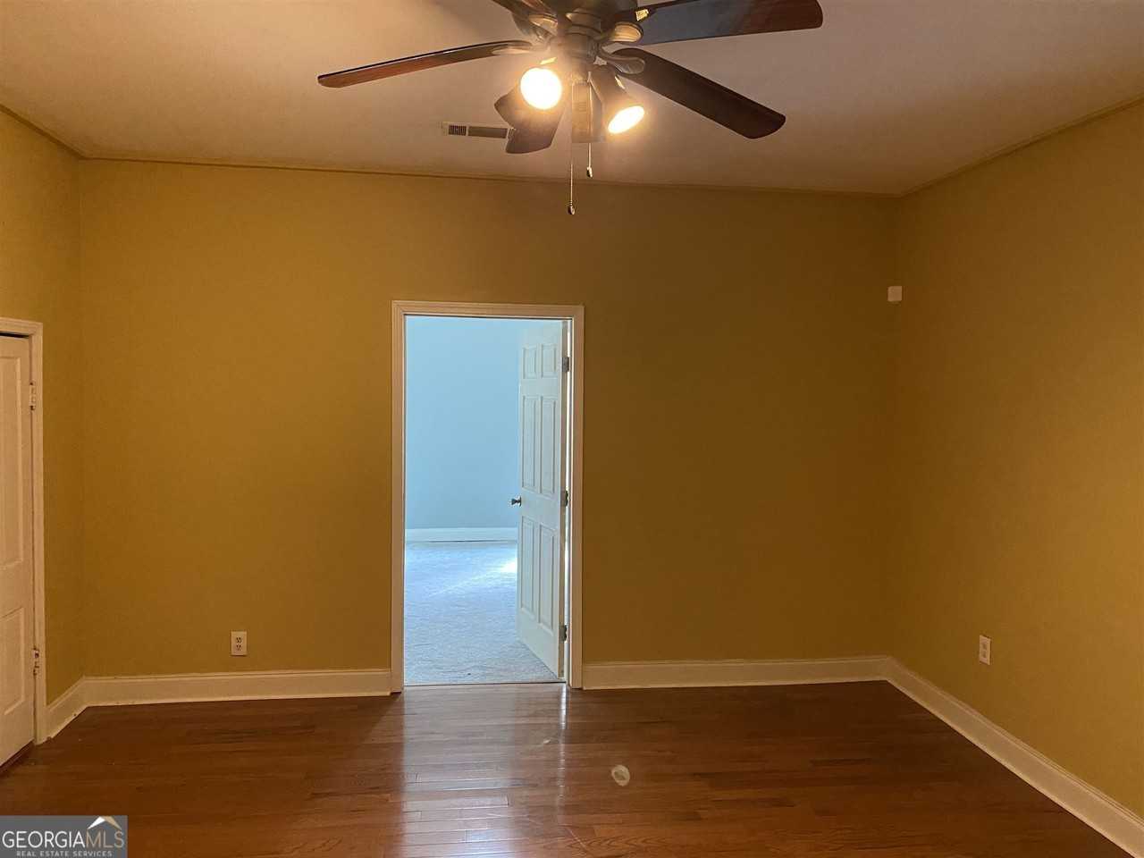 23 E New St - Photo 6 of 17