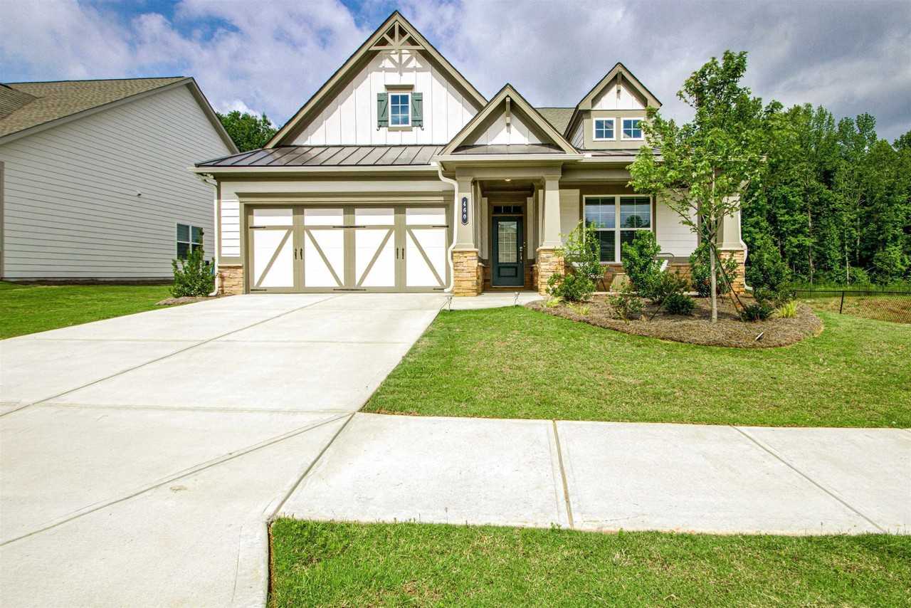 460 Plainfield St - Photo 2 of 46