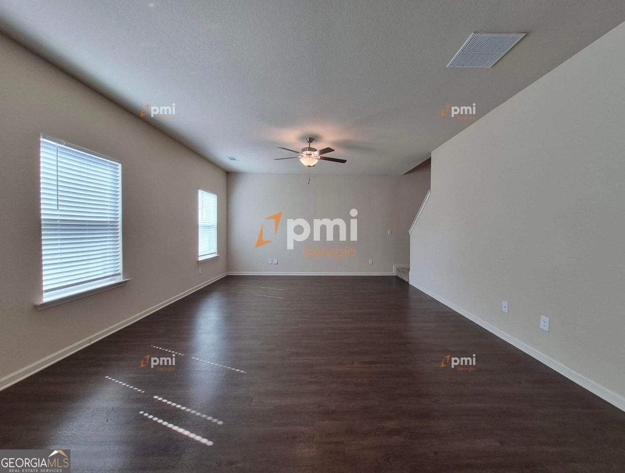533 Moline Way - Photo 5 of 19