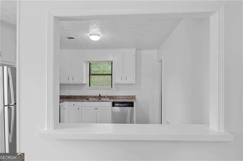 340 Tanglewood Dr Unit A - Photo 6 of 17