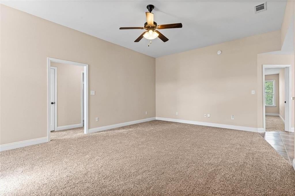 926 Tudor Ln - Photo 2 of 21