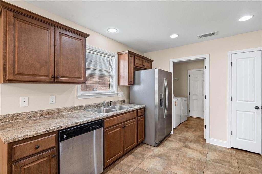 926 Tudor Ln - Photo 5 of 21