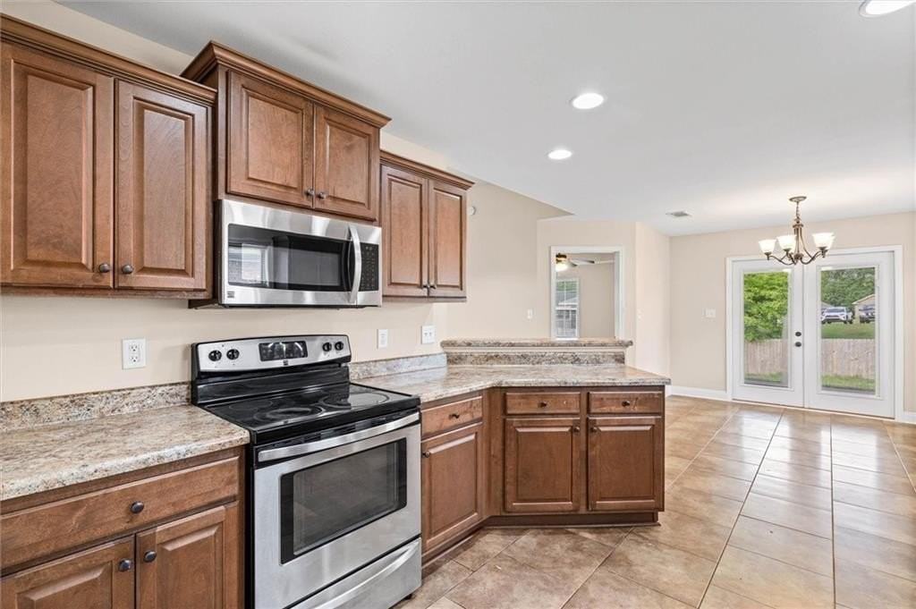 926 Tudor Ln - Photo 6 of 21
