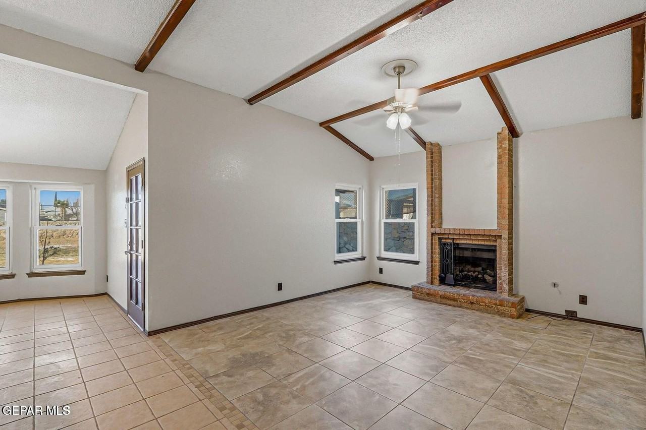 6241 Quail Ave - Photo 7 of 40