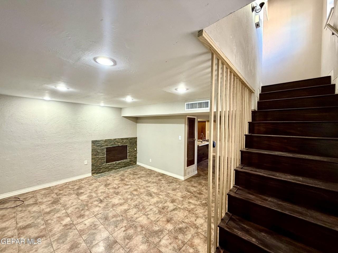 11105 La Quinta Pl Apt C - Photo 4 of 23