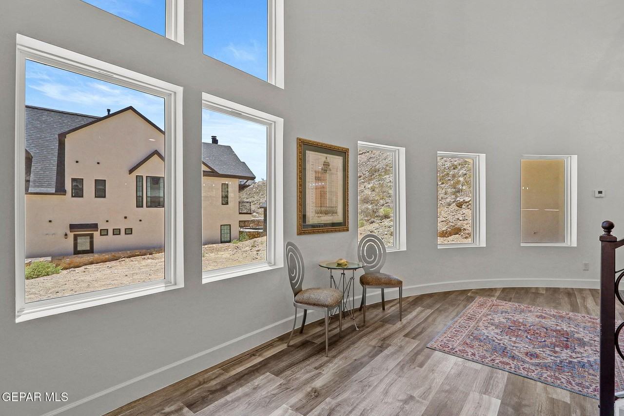 249 Canyon Terrace Dr - Photo 4 of 50