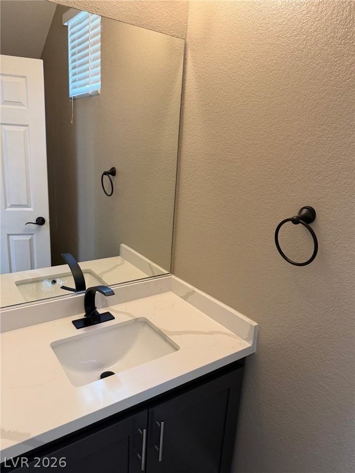 8122 Altamont Ridge St - Photo 4 of 10