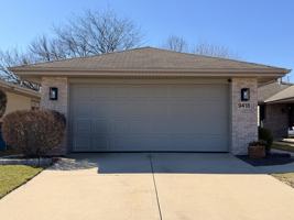 featured image of 9418 Erie St