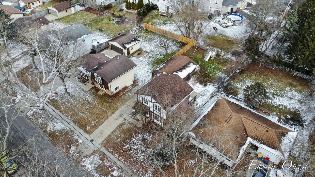 1073 Sweet St Ne - Photo 4 of 28