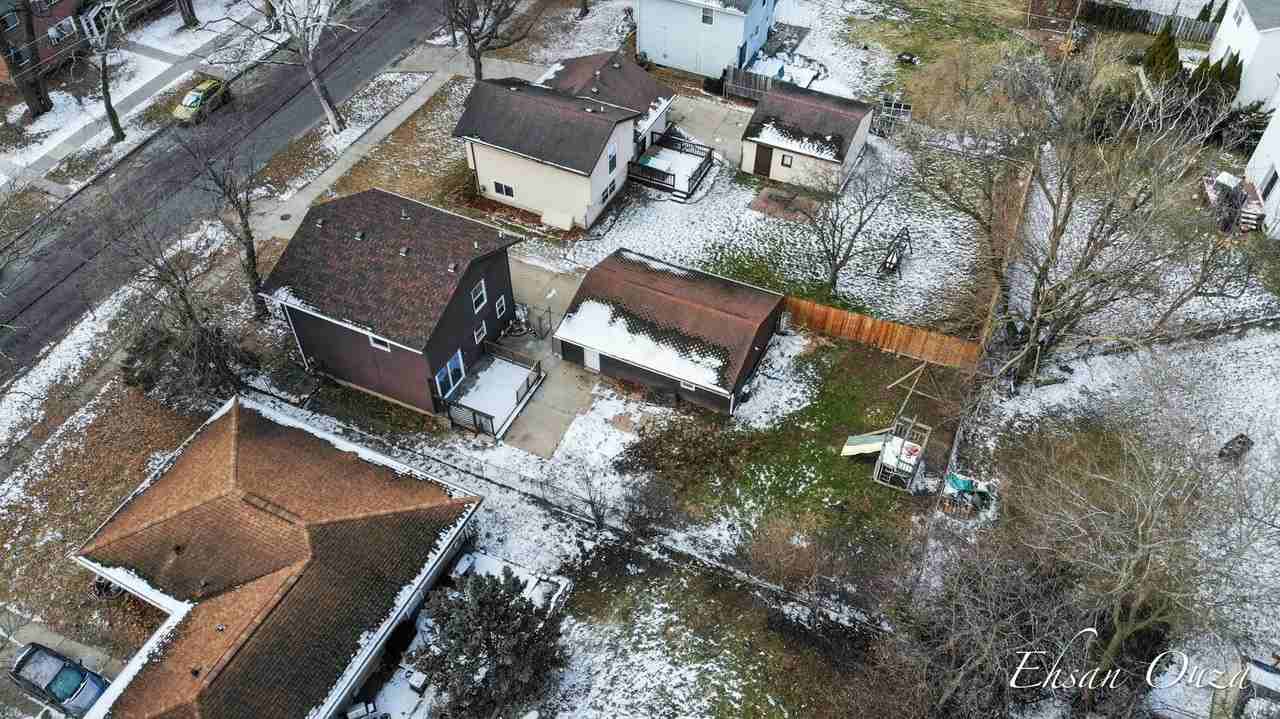 1073 Sweet St Ne - Photo 5 of 28