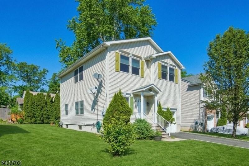 21 Grove St - Photo 2 of 32