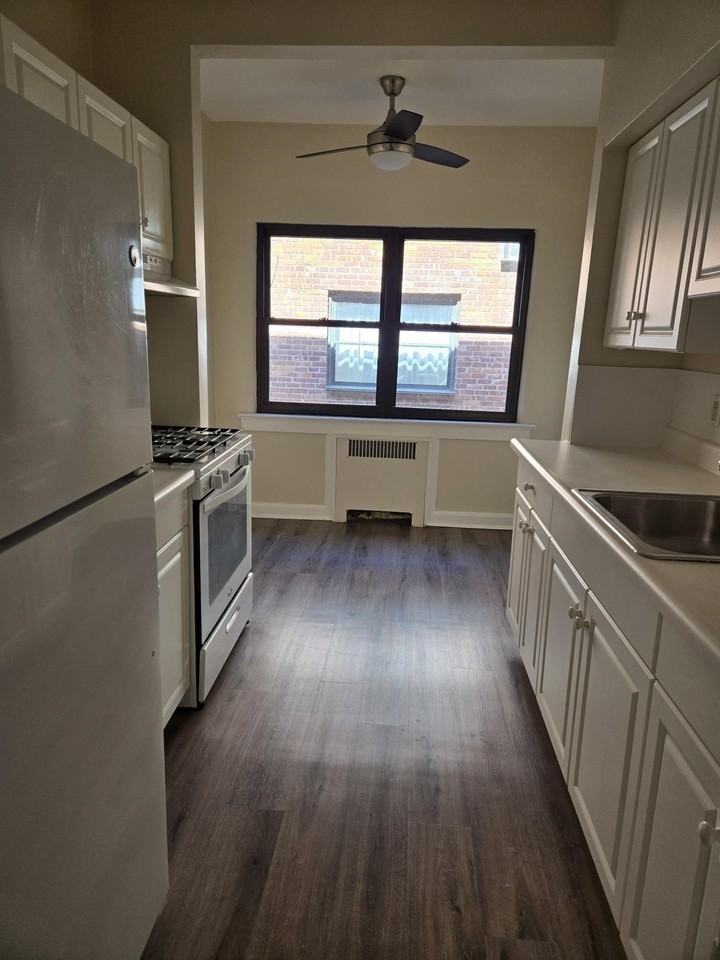 65 Henry Ave #C - Photo 4 of 5