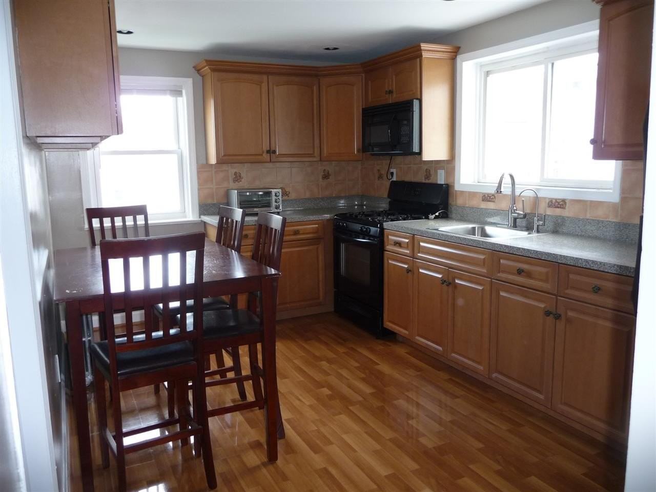 393 New York Ave #3 - Photo 2 of 13