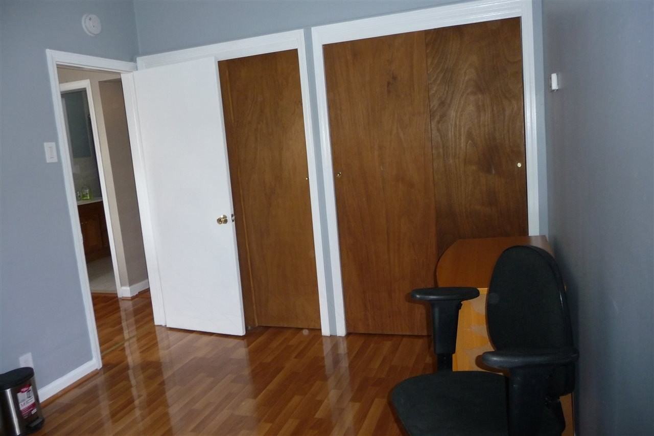 393 New York Ave #3 - Photo 7 of 13