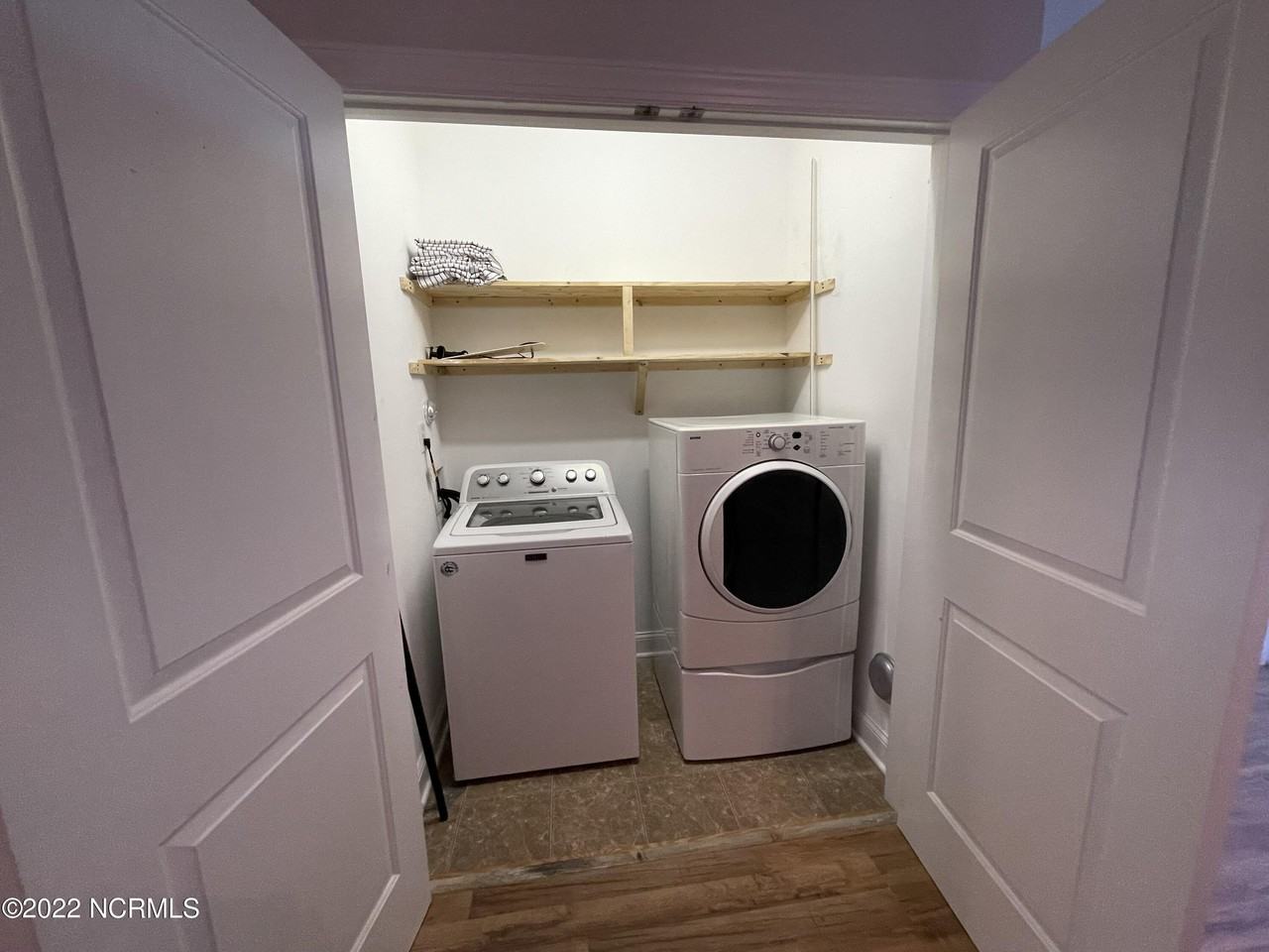 4804 Exton Park Loop - Photo 6 of 20