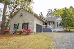 290 Spring Lake Dr - Photo 1 of 1