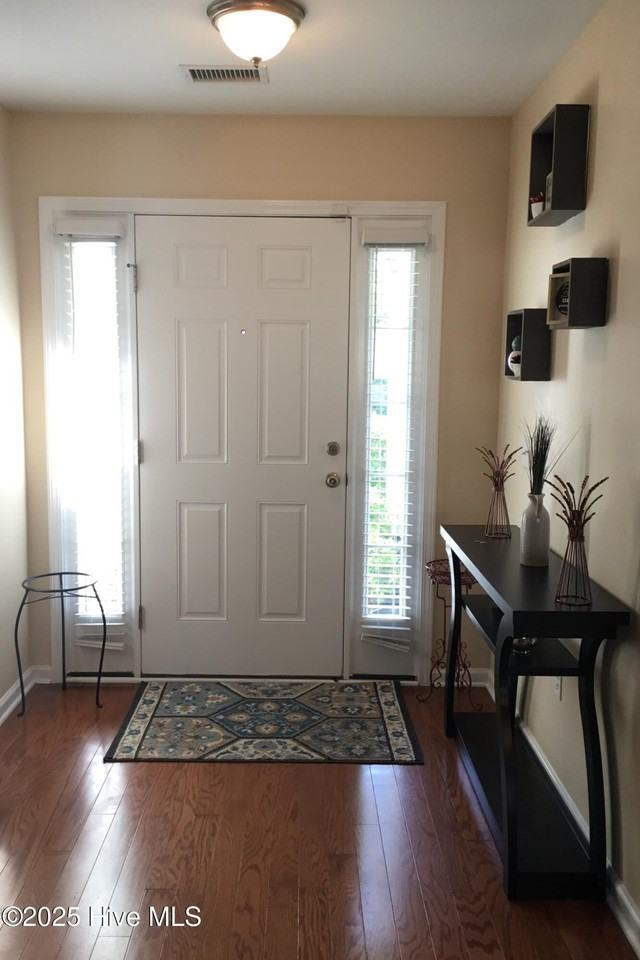 2166 Willow Crk - Photo 2 of 11