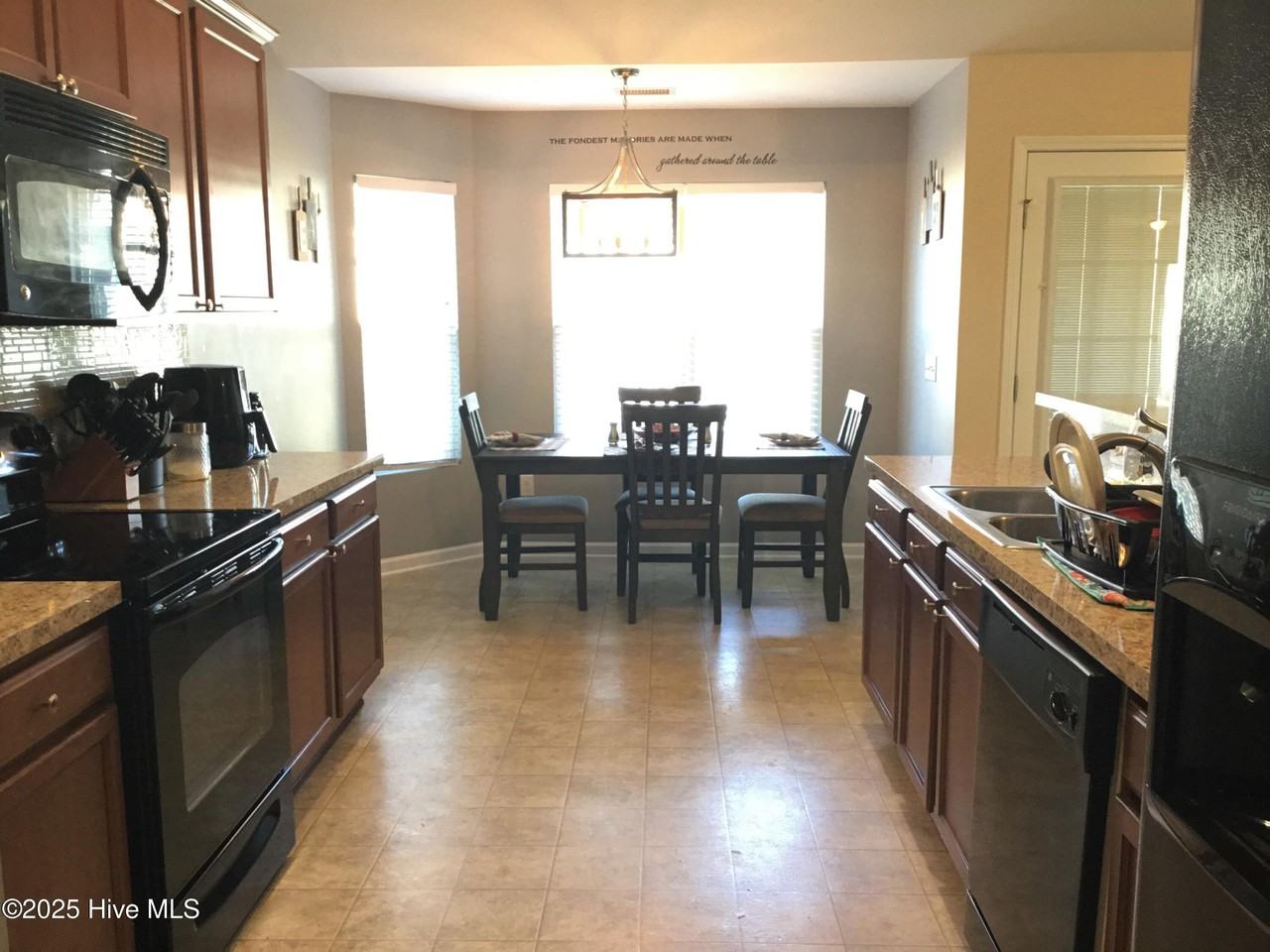 2166 Willow Crk - Photo 6 of 11