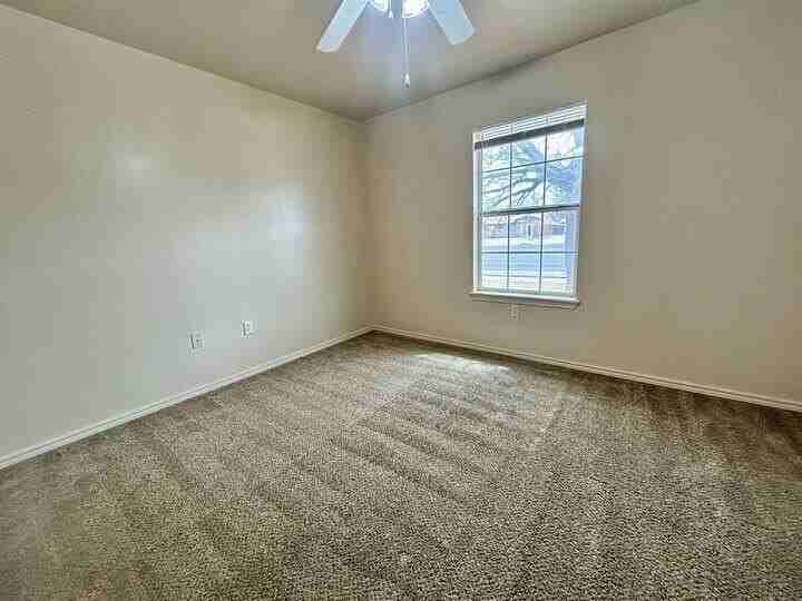 1108 82nd St #A - Photo 4 of 11