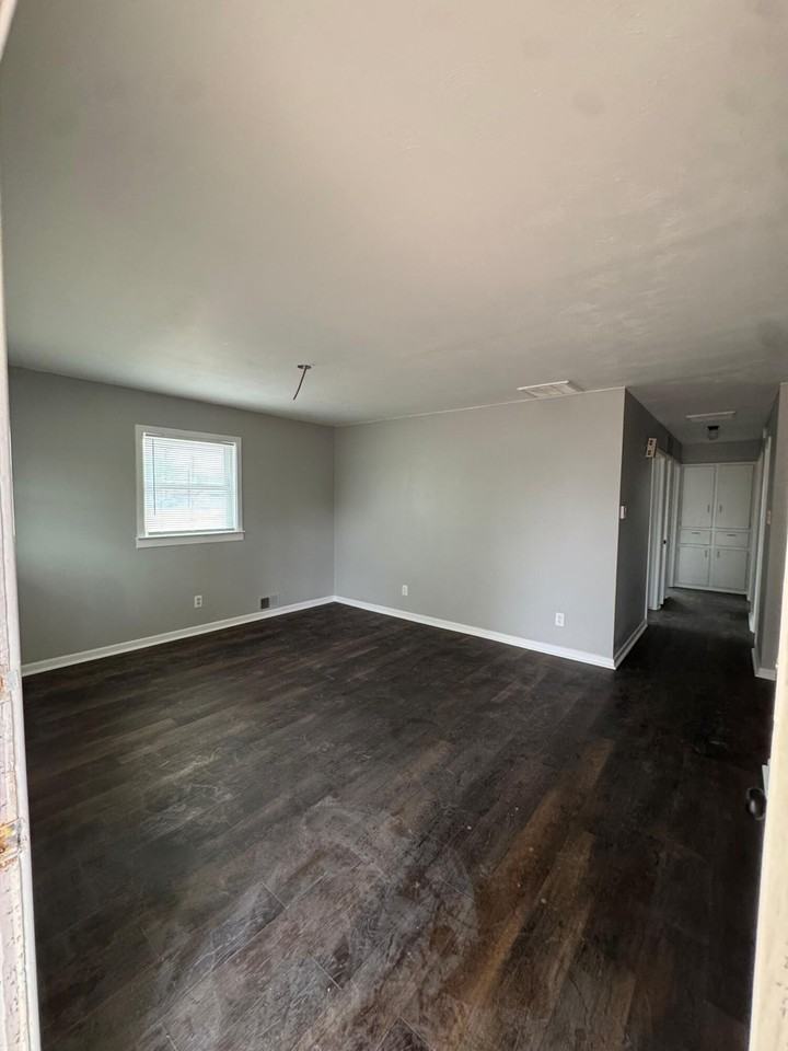 4409 38th St - Photo 4 of 21