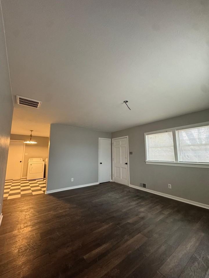 4409 38th St - Photo 5 of 21