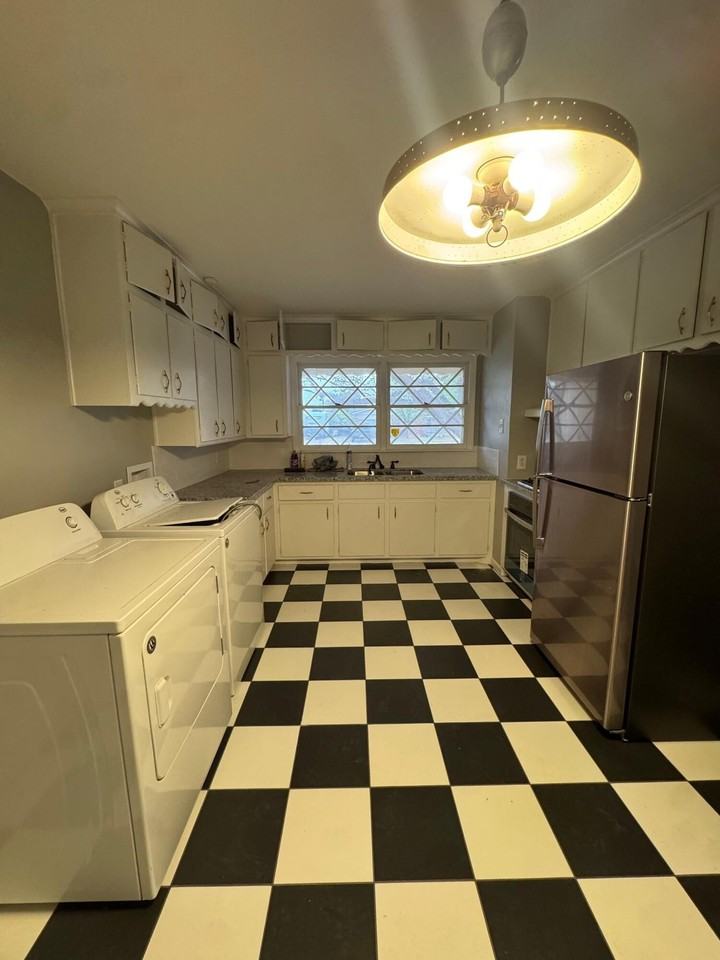 4409 38th St - Photo 7 of 21