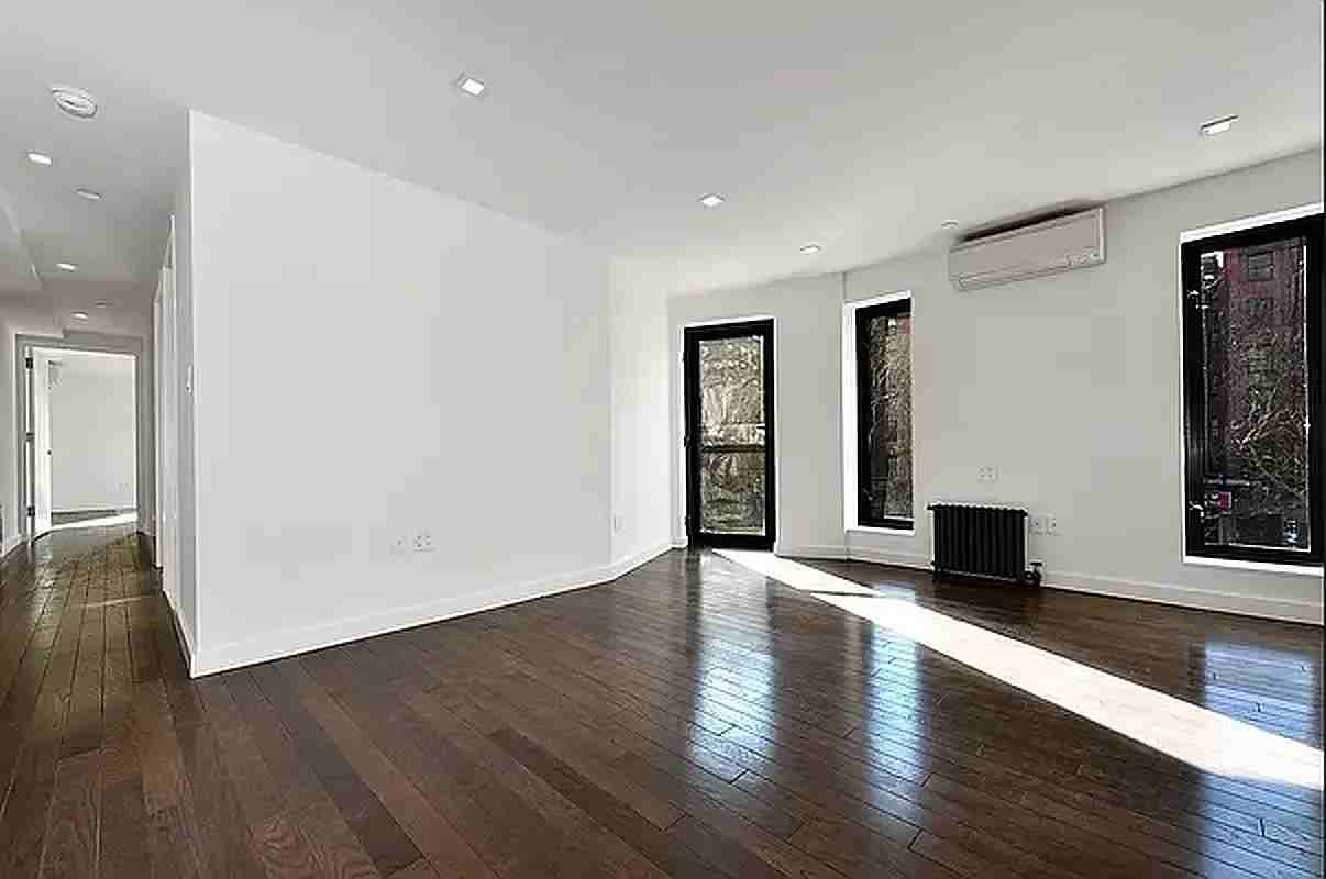 175 E Houston St #4B - Photo 7 of 7