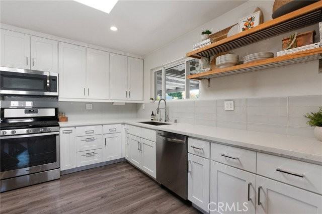 7901 Flight Ave - Photo 7 of 8