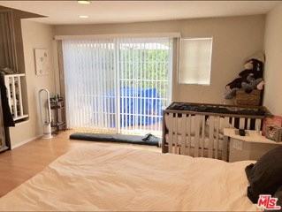 2329 Clark Ave - Photo 6 of 8