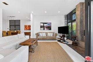 11 Voyage St - Photo 7 of 8