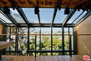 2460 Beverley Ave - Photo 4 of 8