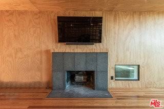 2460 Beverley Ave - Photo 6 of 8