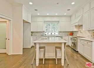 580 N Kenter Ave - Photo 6 of 8