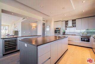 2391 Roscomare Rd #201 - Photo 5 of 8