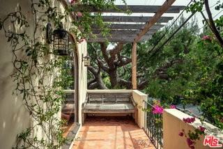 8515 Ridpath Dr - Photo 2 of 8