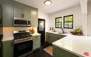 1954 Hillcrest Rd #8 - Photo 5 of 8