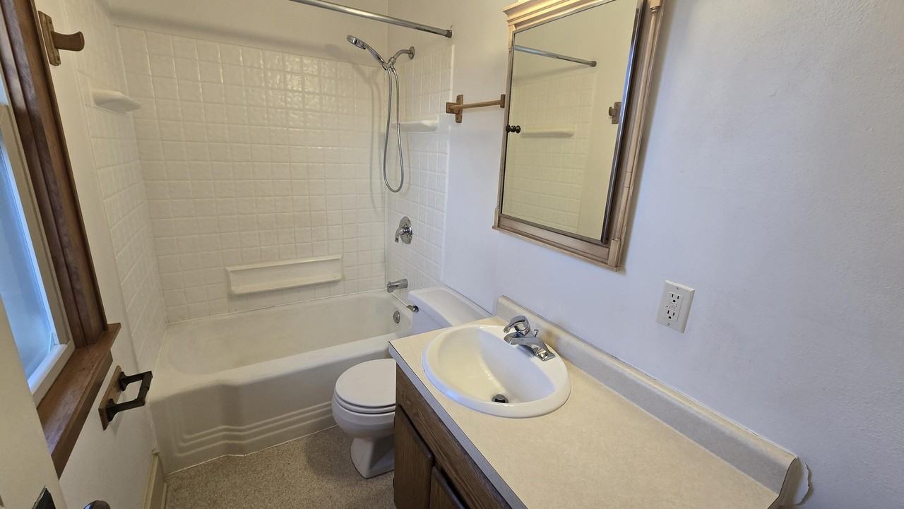 1727 E Morgan Ave - Photo 5 of 7