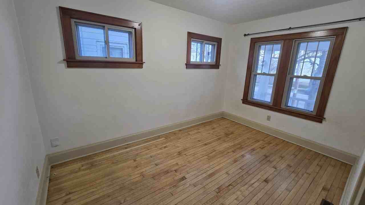 1727 E Morgan Ave - Photo 7 of 7