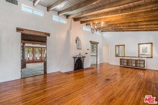 12255 Addison St - Photo 7 of 8