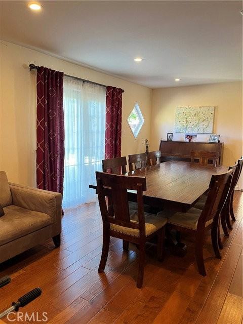 23913 Friar St - Photo 5 of 8