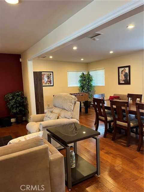 23913 Friar St - Photo 6 of 8