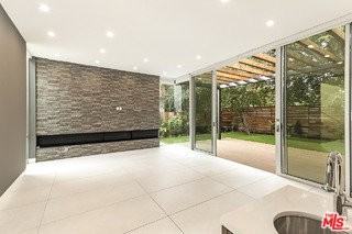 16540 Moorpark St - Photo 5 of 8