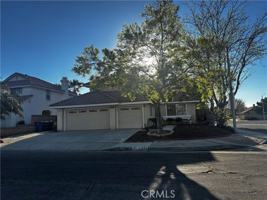 featured image of 44559 Aspen St