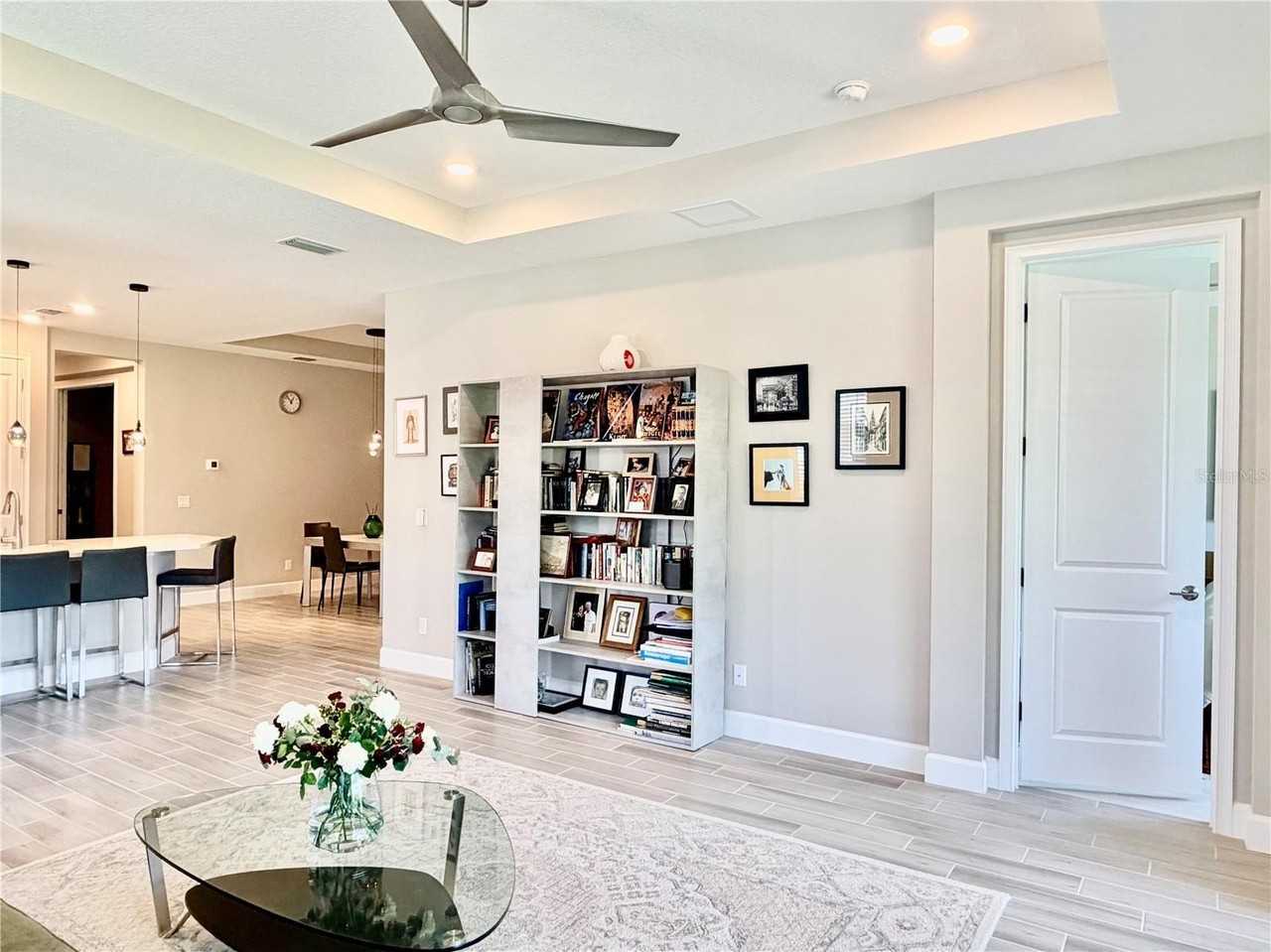 6111 Mesa Gln - Photo 7 of 50